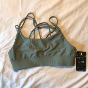 NWT- Vie Active Lola Bra In Sage